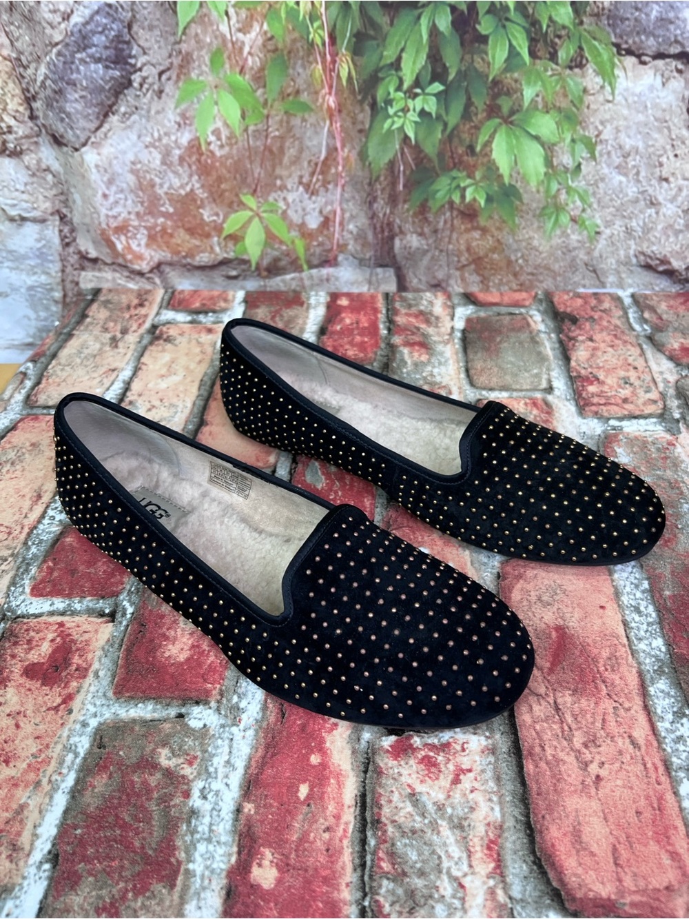 UGG Black Studded Suede Smoking Slippers with Shearling Lining, 11 - Picture 6 of 13